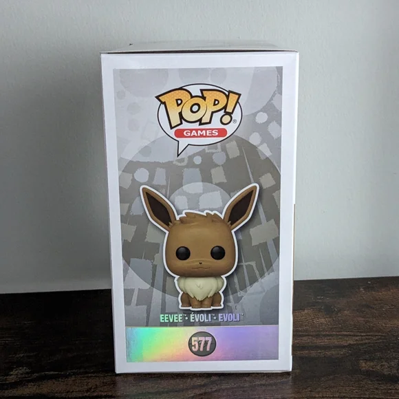 NEW Eevee Funko Pop Pearlescent Eevee Pokemon Center Exclusive Funko Pop 577 - Picture 5 of 9